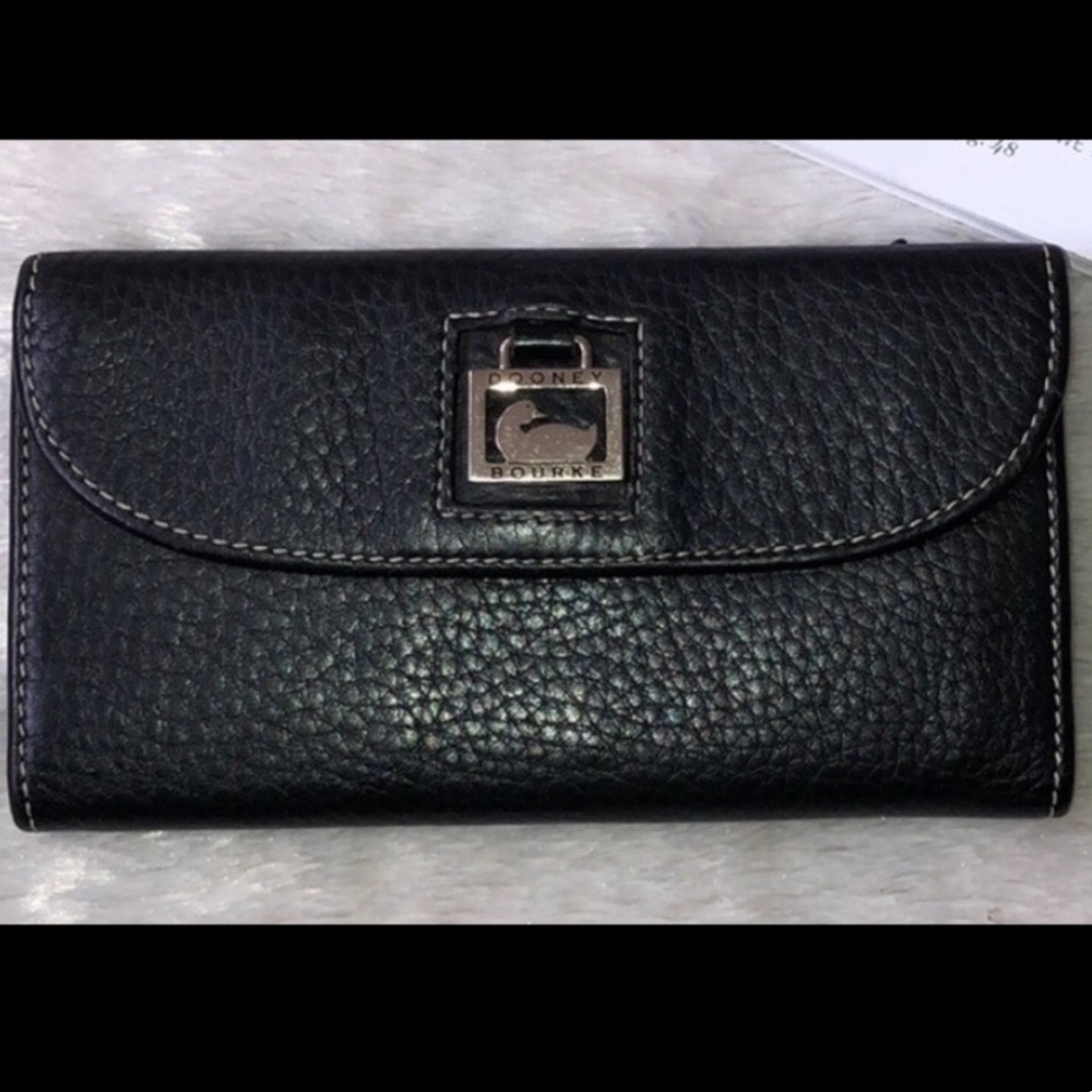 Dooney and Bourke black leather wallet